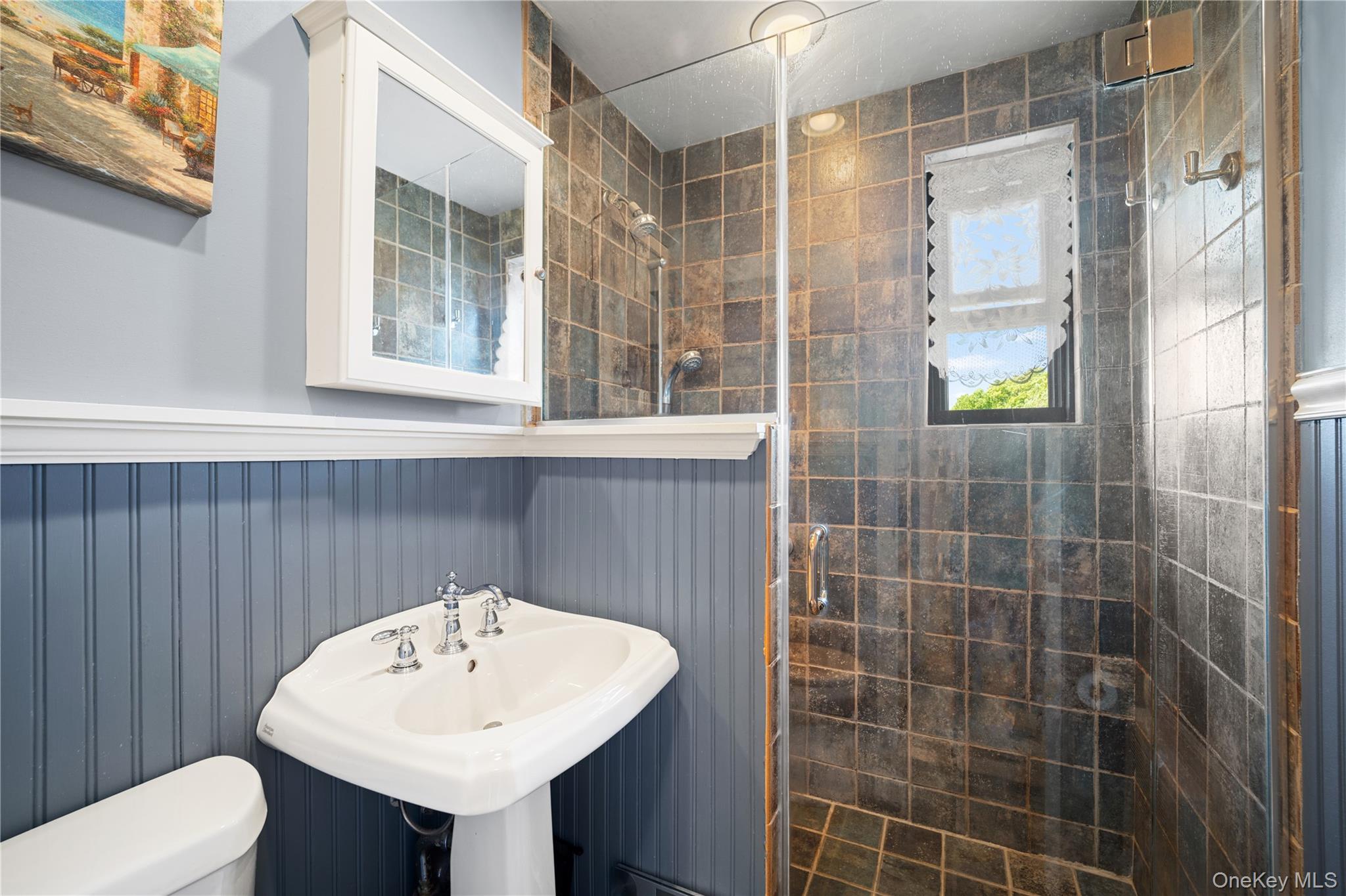 58-48 246th Crescent, Unit UPPR Queens, NY 11362 - Photo 5 of 15