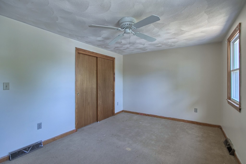54 Magna Road Methuen, MA 01844 - Photo 18 of 22 Gallery Image 18