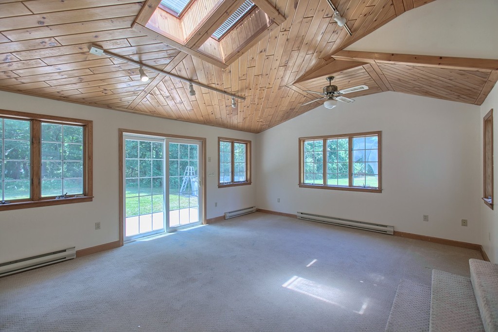 54 Magna Road Methuen, MA 01844 - Photo 9 of 22 Gallery Image 9