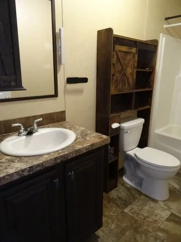 $165,000 | 9243 Southwest 1st Street, Hume, MO 64752