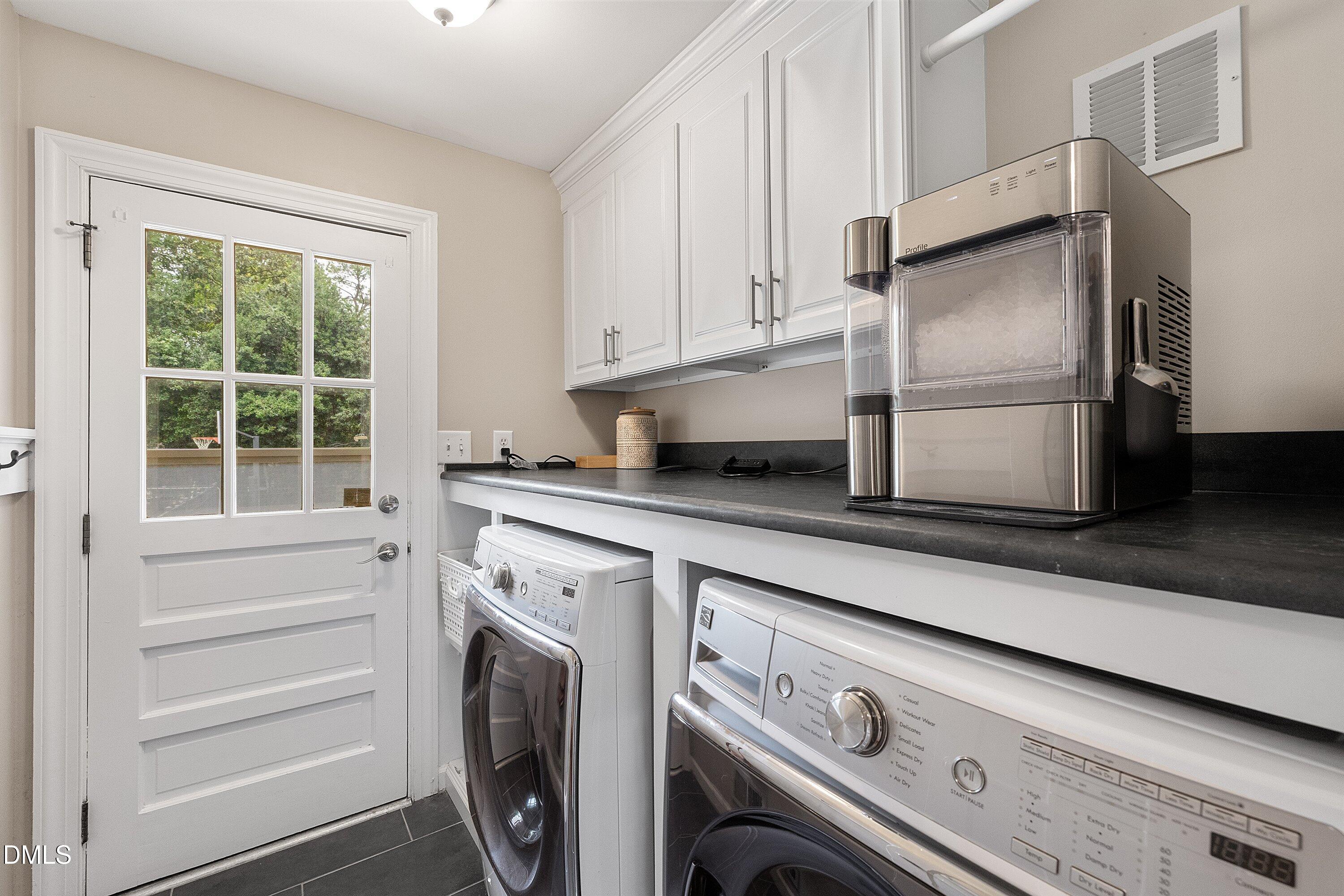 3113 Braddock Drive Raleigh, NC 27612 - Photo 28 of 55 29-27612Laundry Room