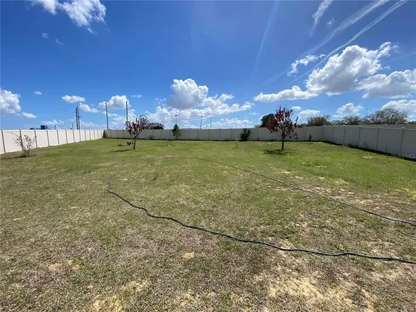 $275,000 | 1919 Amber Sweet Circle, Dundee, FL 33838