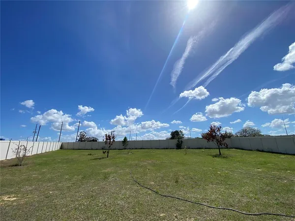 $275,000 | 1919 Amber Sweet Circle, Dundee, FL 33838