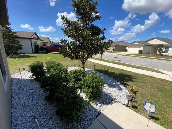 $275,000 | 1919 Amber Sweet Circle, Dundee, FL 33838