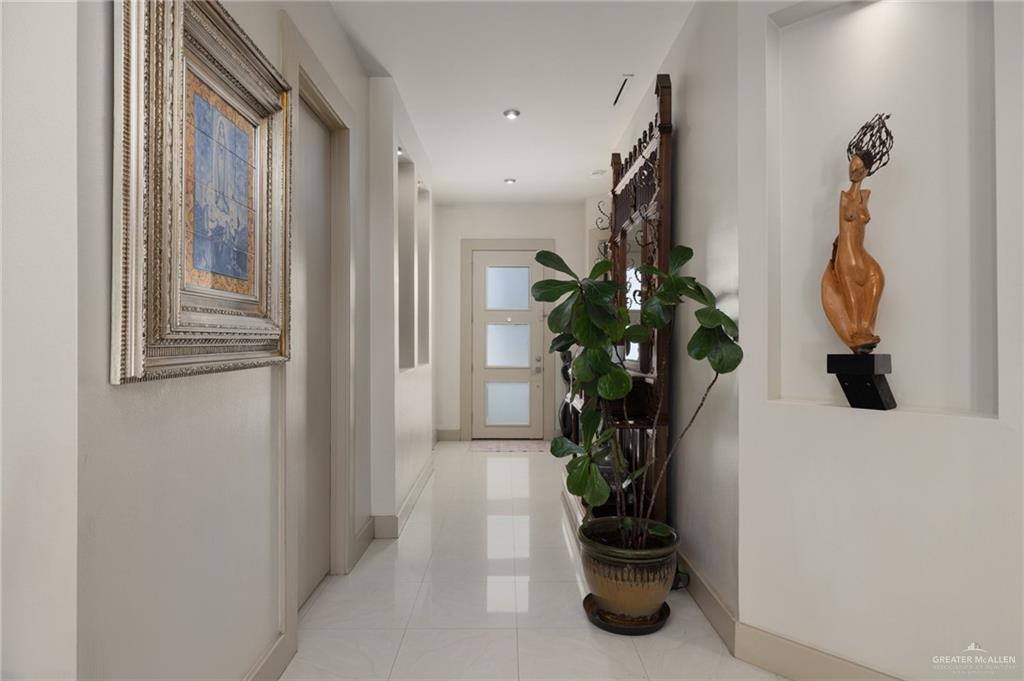 900 Colorado Court Mission, TX 78572 - Photo 2 of 24