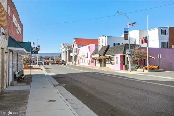 $2,400,000 | 100 Cottage Drive, Luray, VA 22835