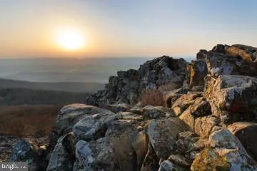 $2,400,000 | 100 Cottage Drive, Luray, VA 22835