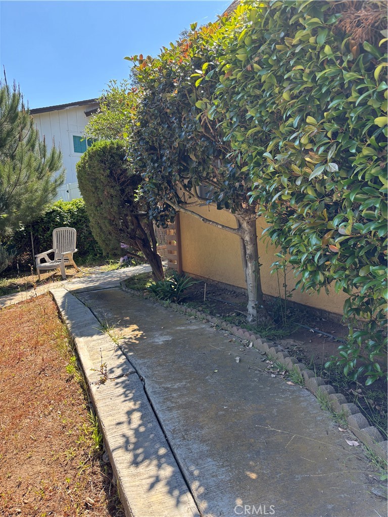 1734 Adalane Place Fallbrook, CA 92028 - Photo 7 of 16