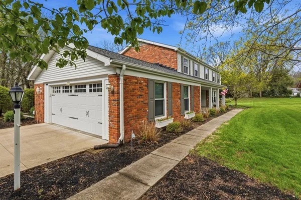 $469,900 | 20 Old Ottawa Road, Danville, IL 61832