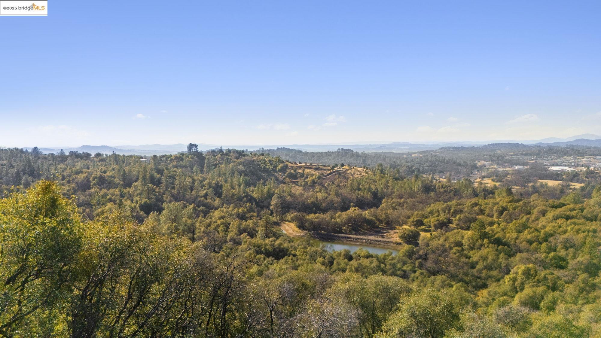 Par A Par A Robin Ridge Sonora, CA 95370 - Photo 6 of 14 a view of a city