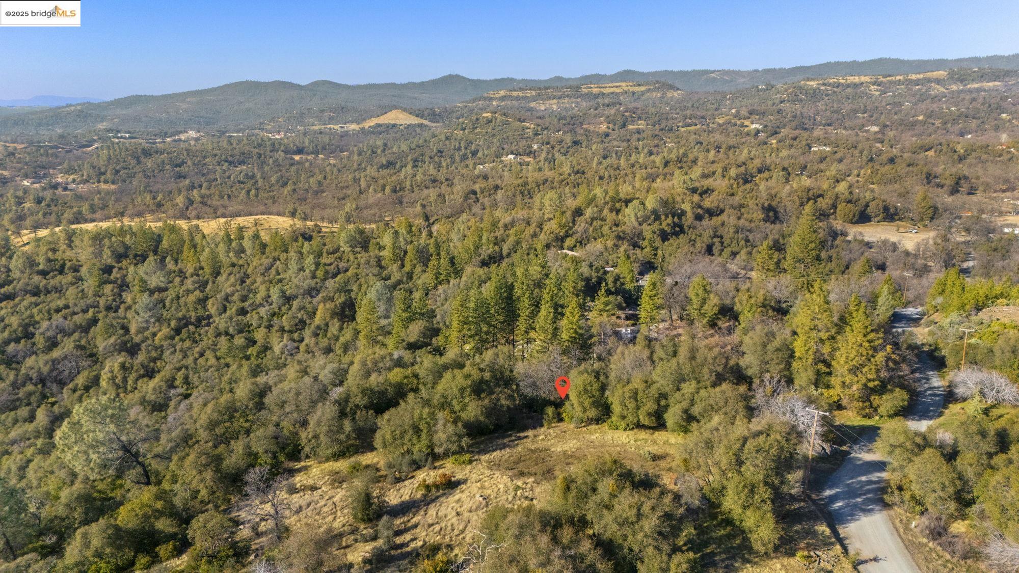 Par A Par A Robin Ridge Sonora, CA 95370 - Photo 8 of 14 a view of lake and mountain