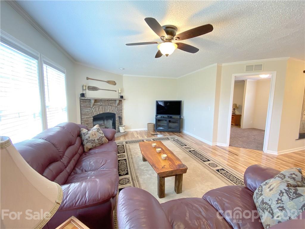 6191 Espa Road Claremont, NC 28610 - Photo 6 of 38 Gallery Image 6