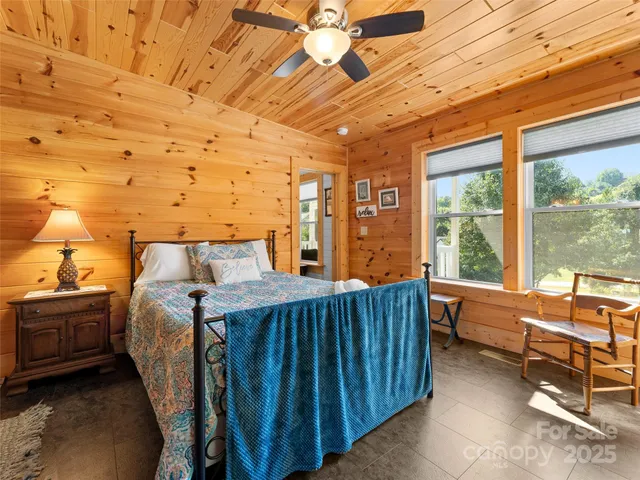 $399,000 | 540 Crescent Street, Saluda, NC 28773