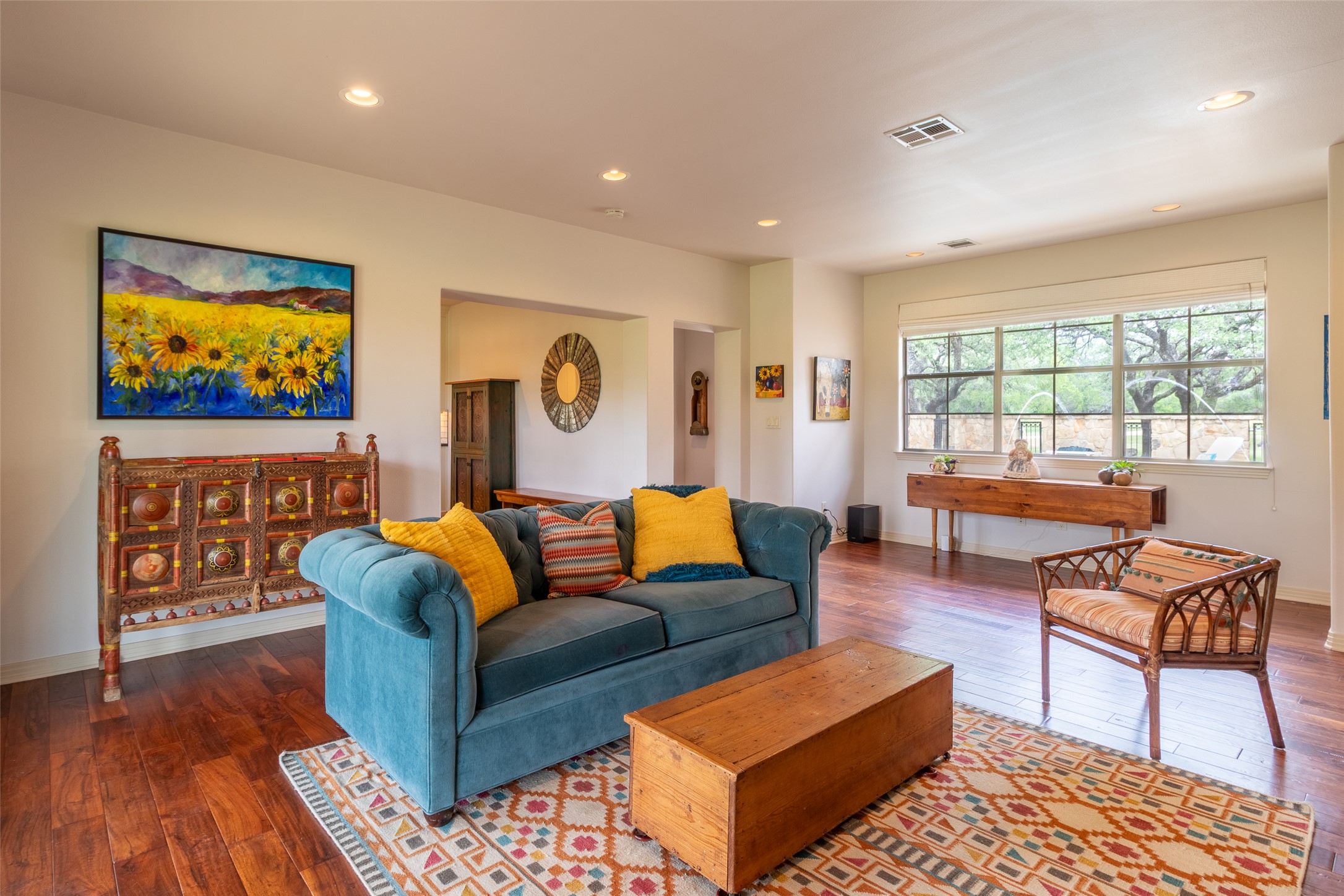515 E Trail Spicewood, TX 78669 - Photo 7 of 36 a living room with furniture and a flat screen tv