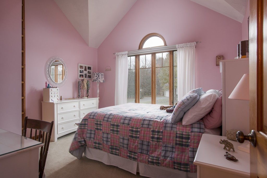 44 Wayside Road Westborough, MA 01581 - Photo 21 of 30 Gallery Image 21