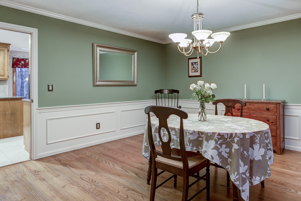 44 Wayside Road Westborough, MA 01581 - Photo 5 of 30 Gallery Image 5