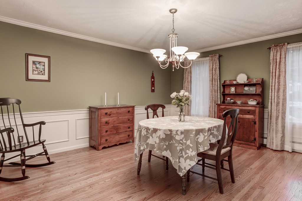 44 Wayside Road Westborough, MA 01581 - Photo 6 of 30 Gallery Image 6