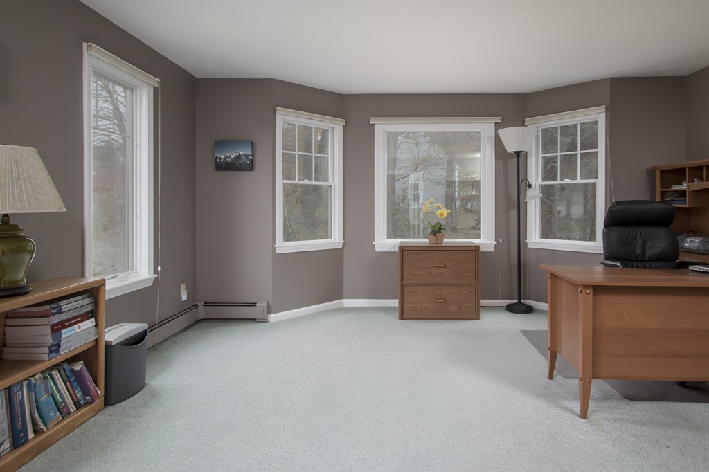 44 Wayside Road Westborough, MA 01581 - Photo 8 of 30 Gallery Image 8