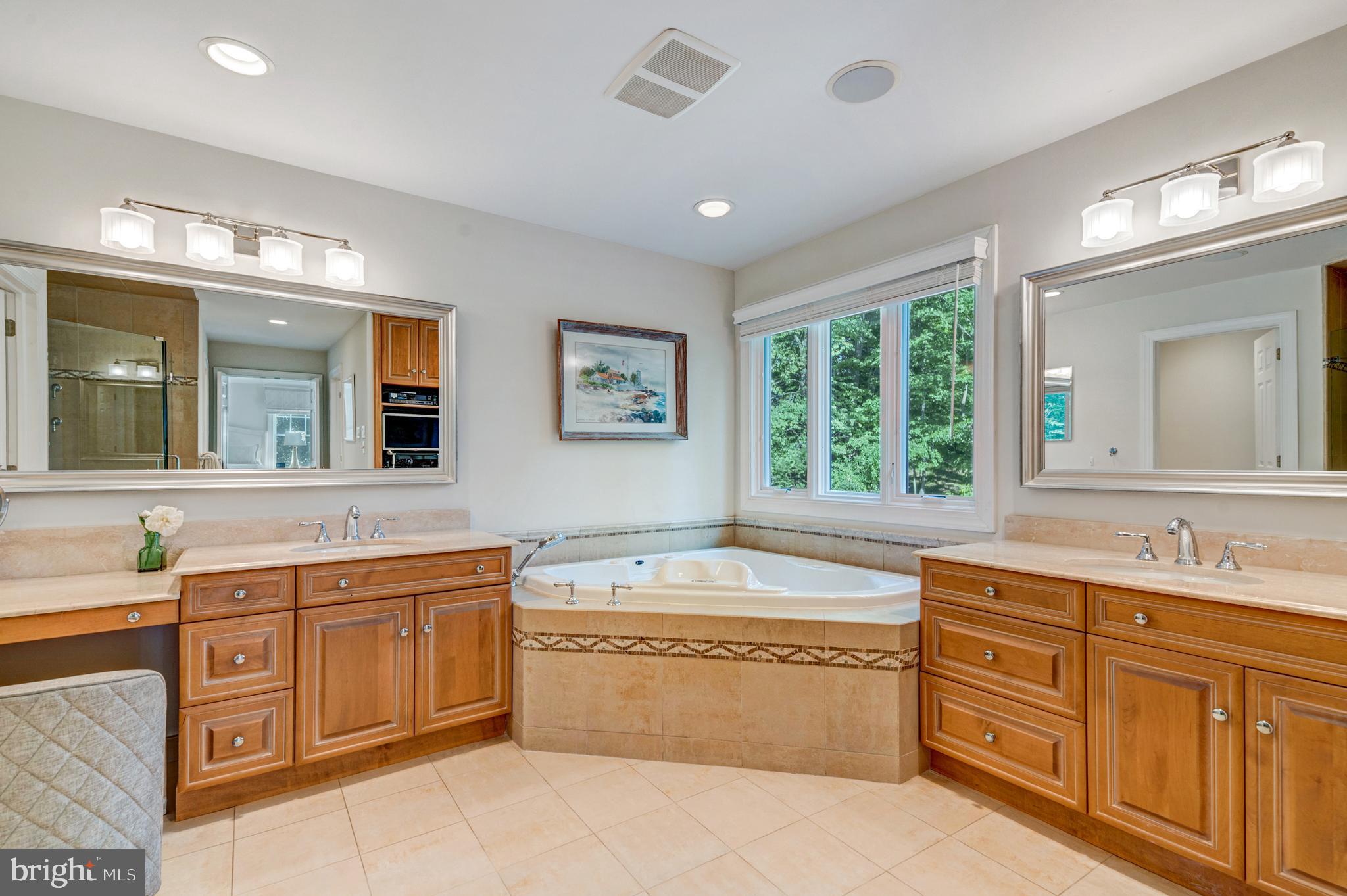 640 Narcisi Lane Wayne, PA 19087 - Photo 46 of 88