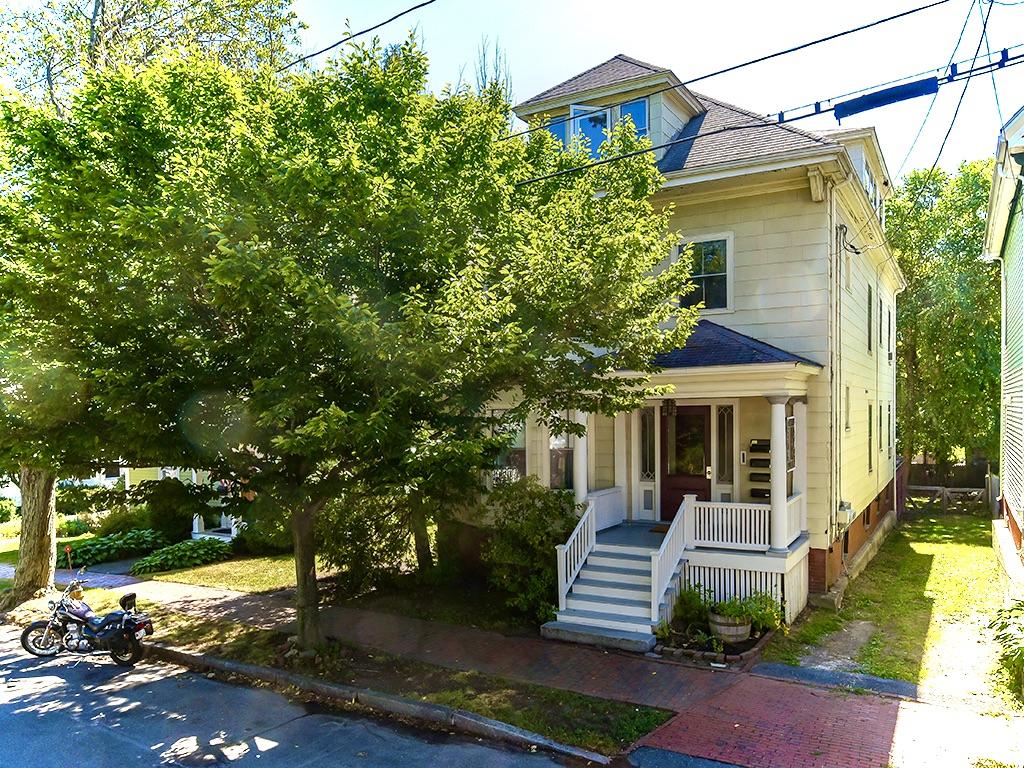 001a-34Pitt-Exterior