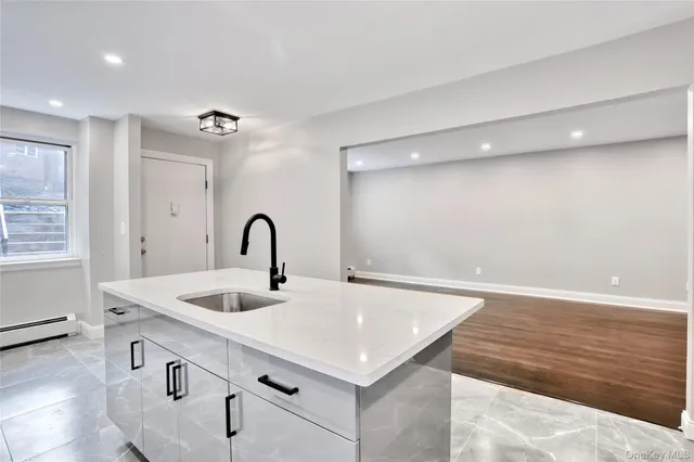 a close view of sink and tap