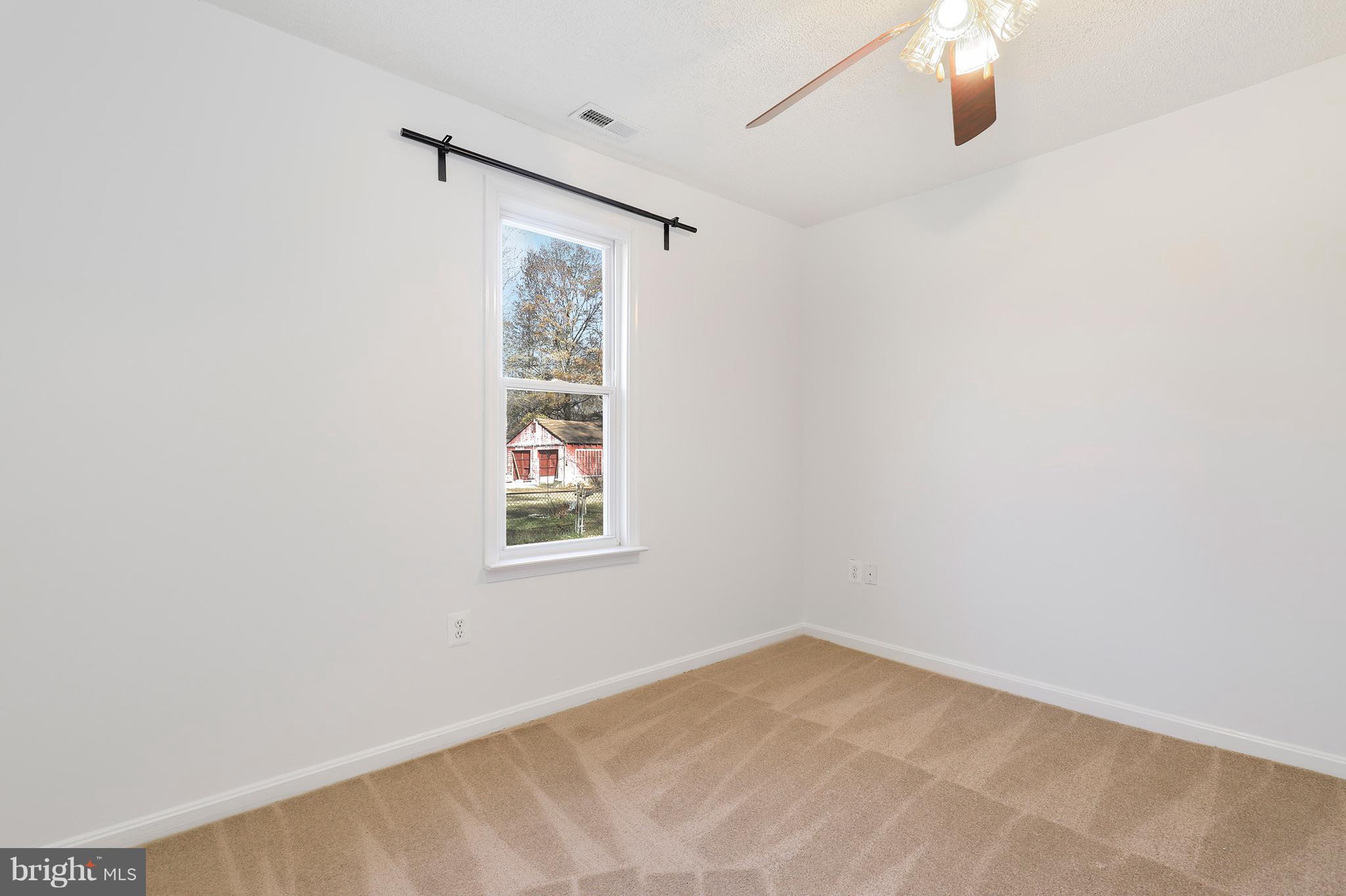16008 Manning Road West Accokeek, MD 20607 - Photo 13 of 23