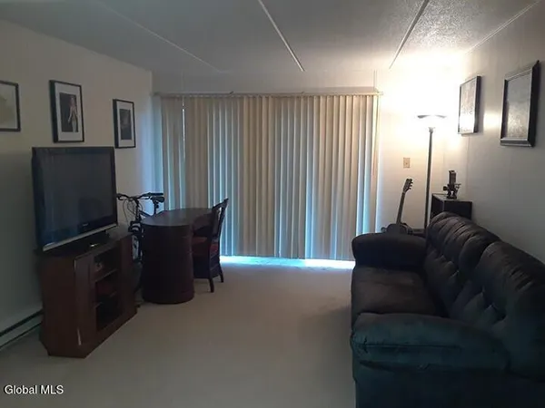 $1,442 | 21 Wells Street, Unit 311, Saratoga Springs, NY 12866