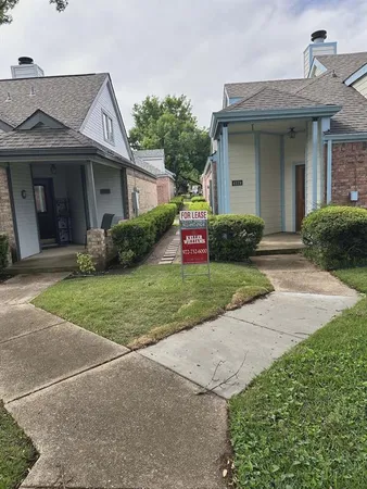 $2,500 | 4124 Hollow Oak Drive, Dallas, TX 75287