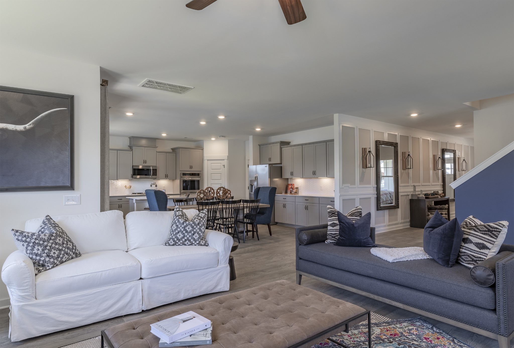1133 Pebble Run Road Hendersonville, TN 37075 - Photo 6 of 43 a living room with furniture kitchen view and a couch