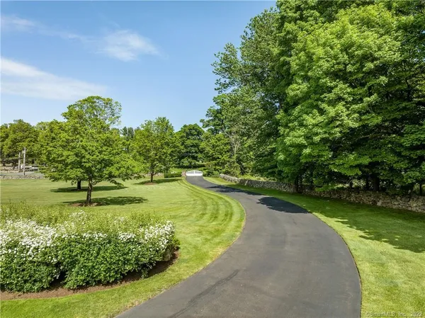 $7,495,000 | 229 Umpawaug Road, Redding, CT 06896