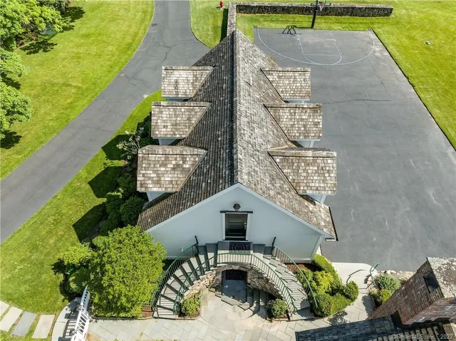 $7,495,000 | 229 Umpawaug Road, Redding, CT 06896