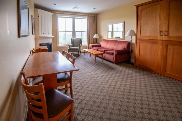$68,000 | 418 Qtr I Jackson Gore Inn, Ludlow, VT 05149