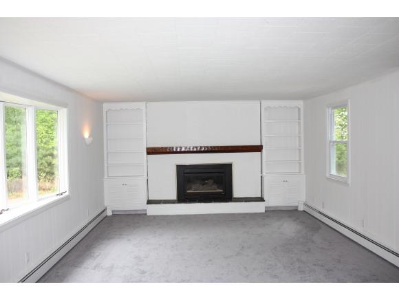13 Strafford Road Dover, NH 03820 - Photo 8 of 18