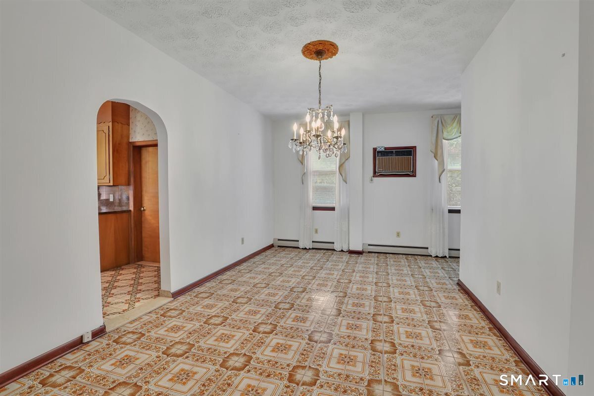 149 Spring Street Middletown, CT 06457 - Photo 17 of 32 Gallery Image 17