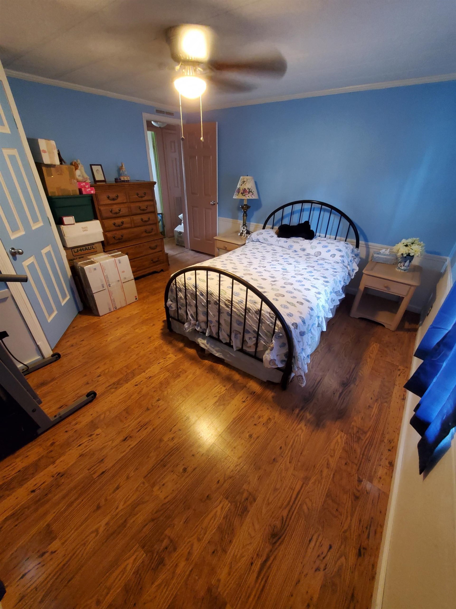 334 John Alden Drive Buena, NJ 08310 - Photo 6 of 7 a bedroom with two beds and painted walls
