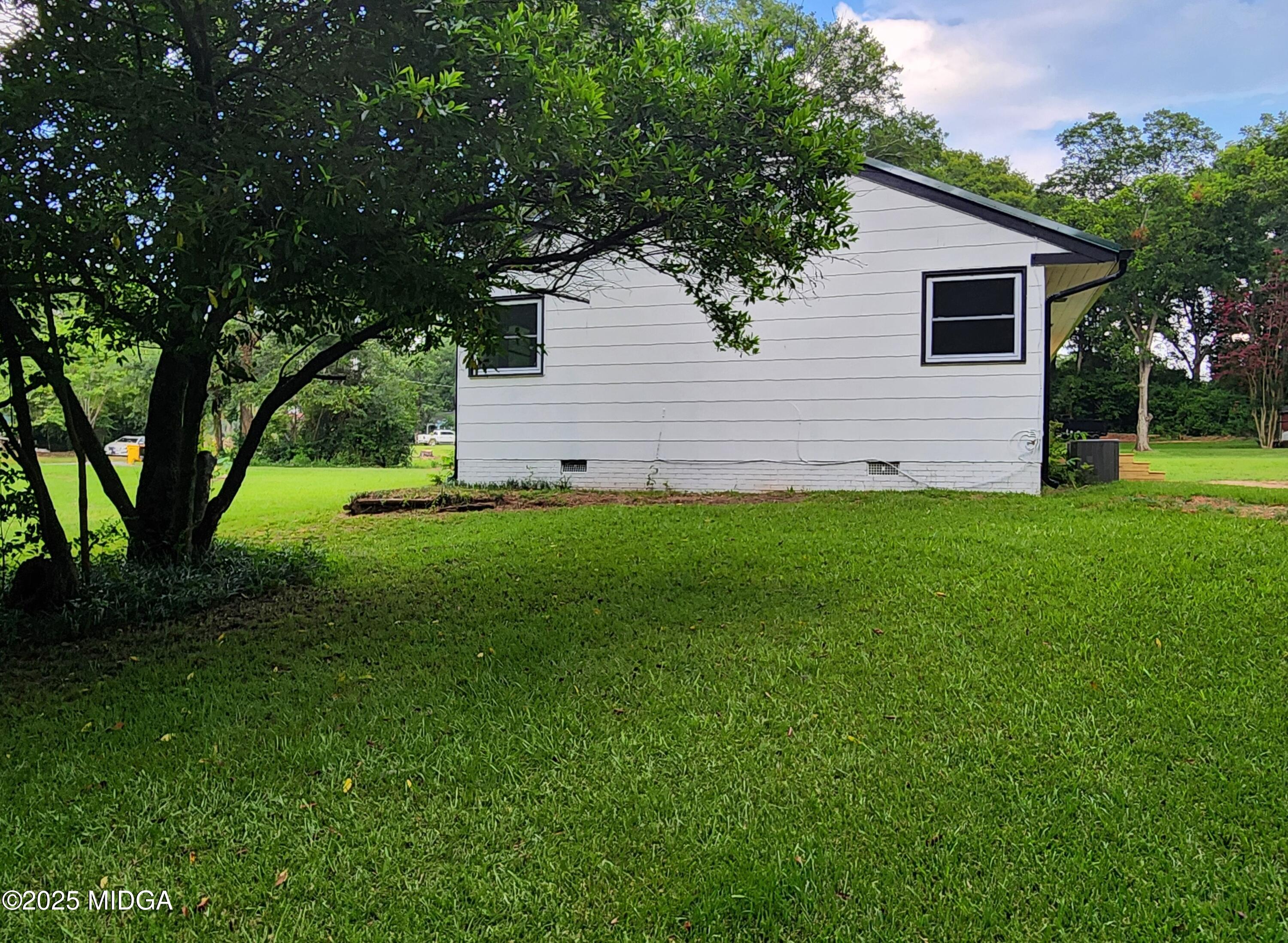 360 Sunset Circle Forsyth, GA 31029 - Photo 17 of 24 4