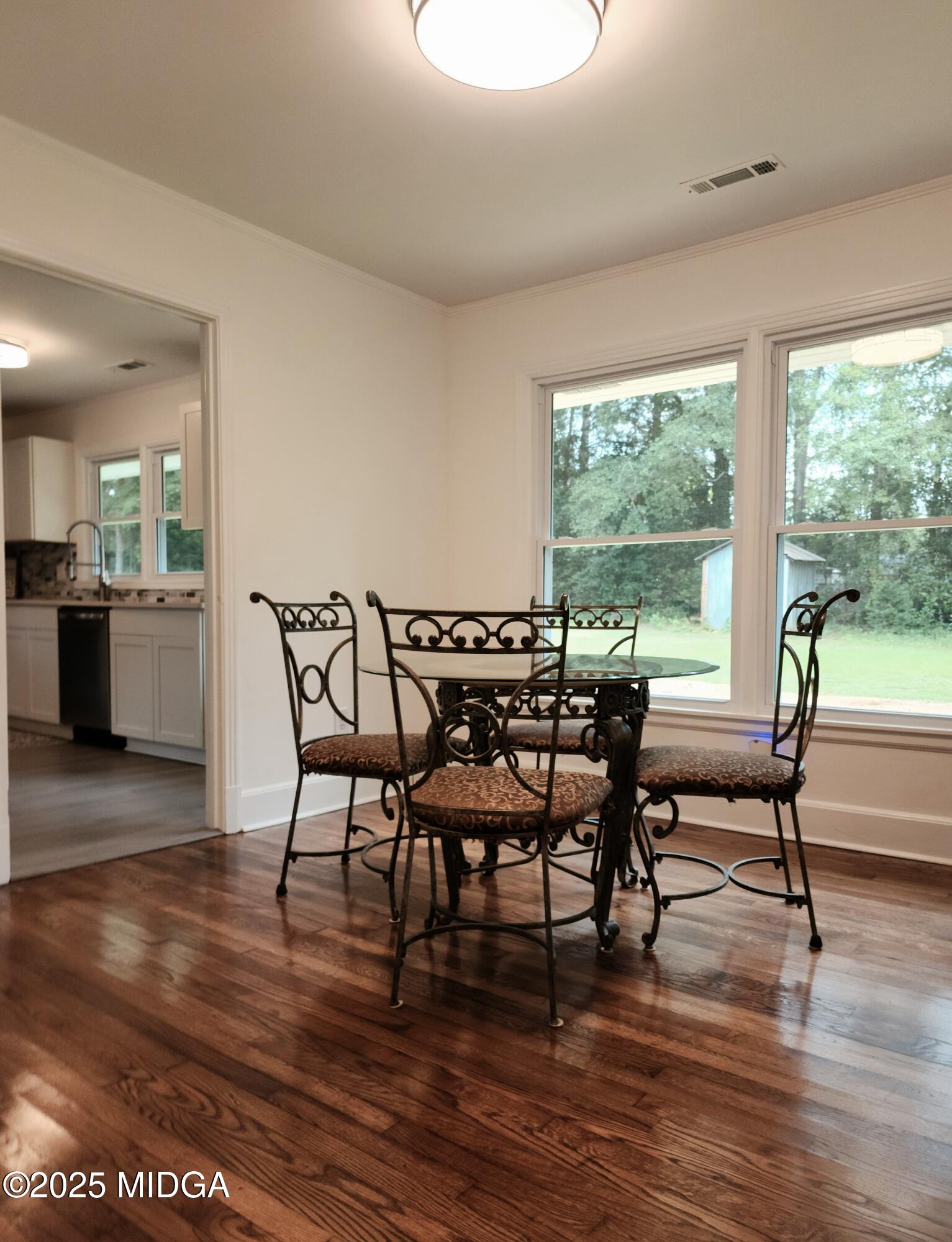 360 Sunset Circle Forsyth, GA 31029 - Photo 10 of 24 14