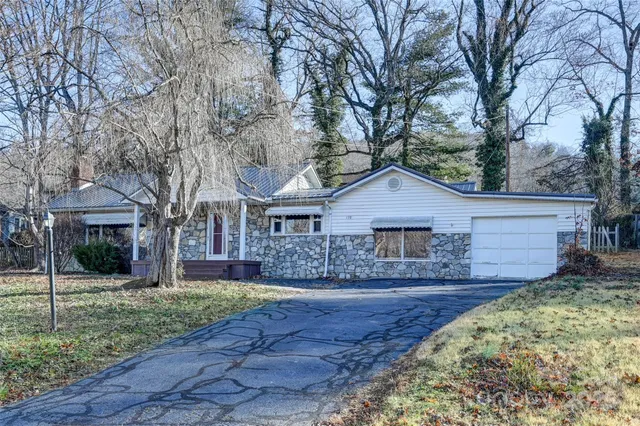 $369,900 | 170 Birch Lane, Arden, NC 28704