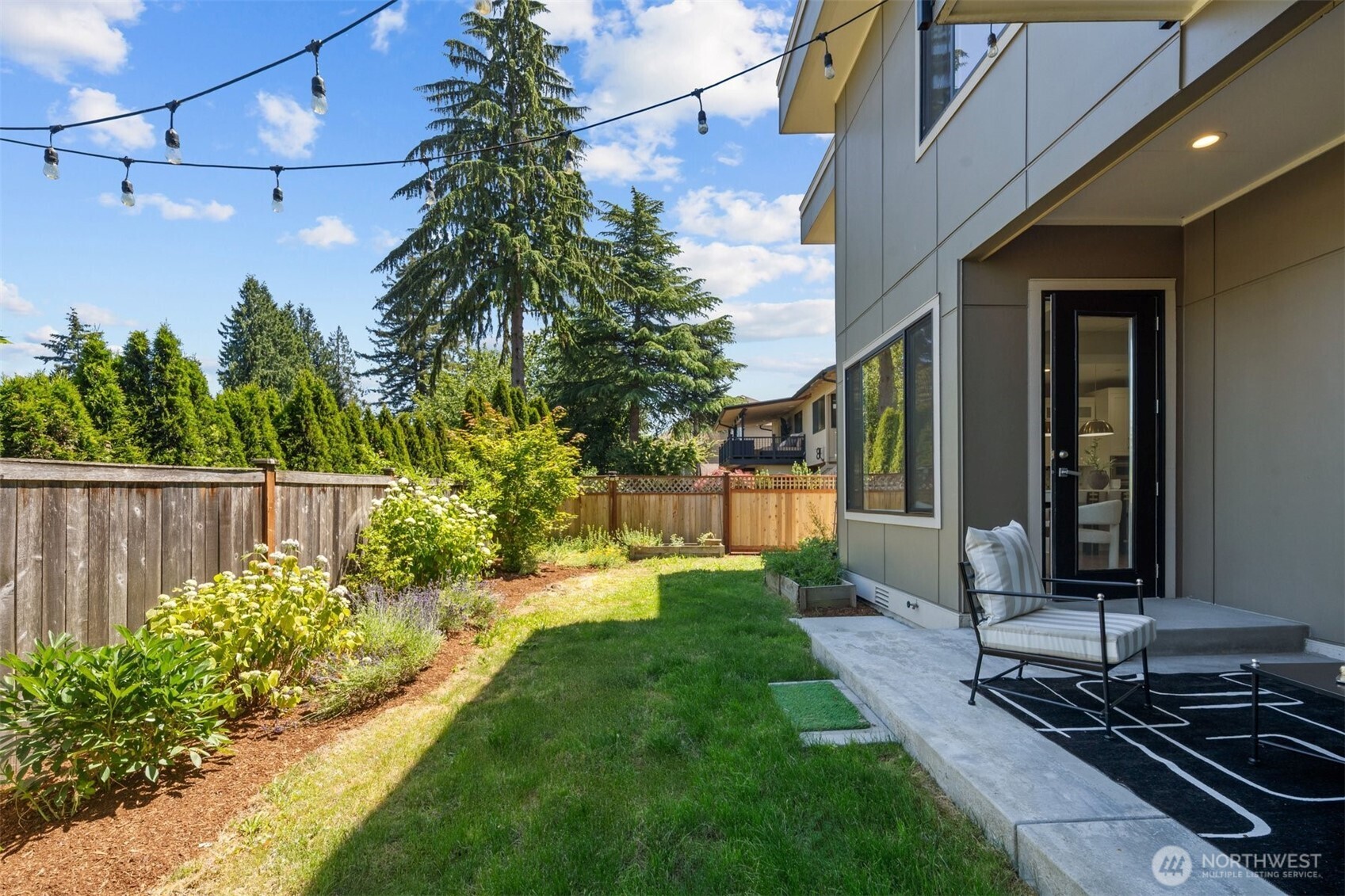 3919 Meadow Avenue North Renton, WA 98056 - Photo 36 of 40