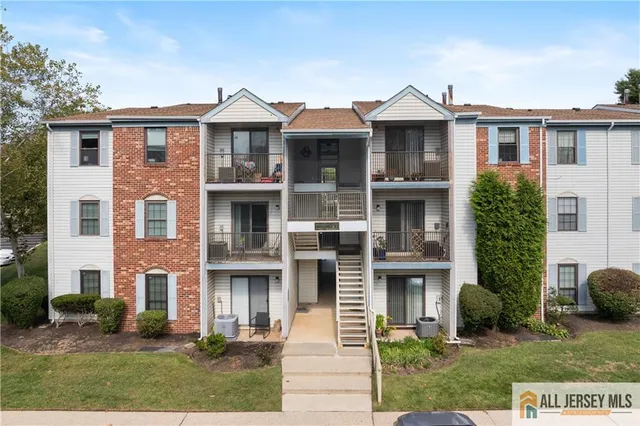 $330,124 | 336 Lancaster Court, Unit 2336, Piscataway, NJ 08854