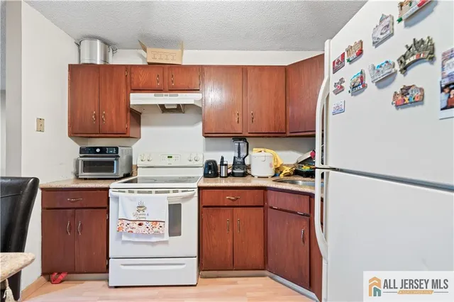 $330,124 | 336 Lancaster Court, Unit 2336, Piscataway, NJ 08854