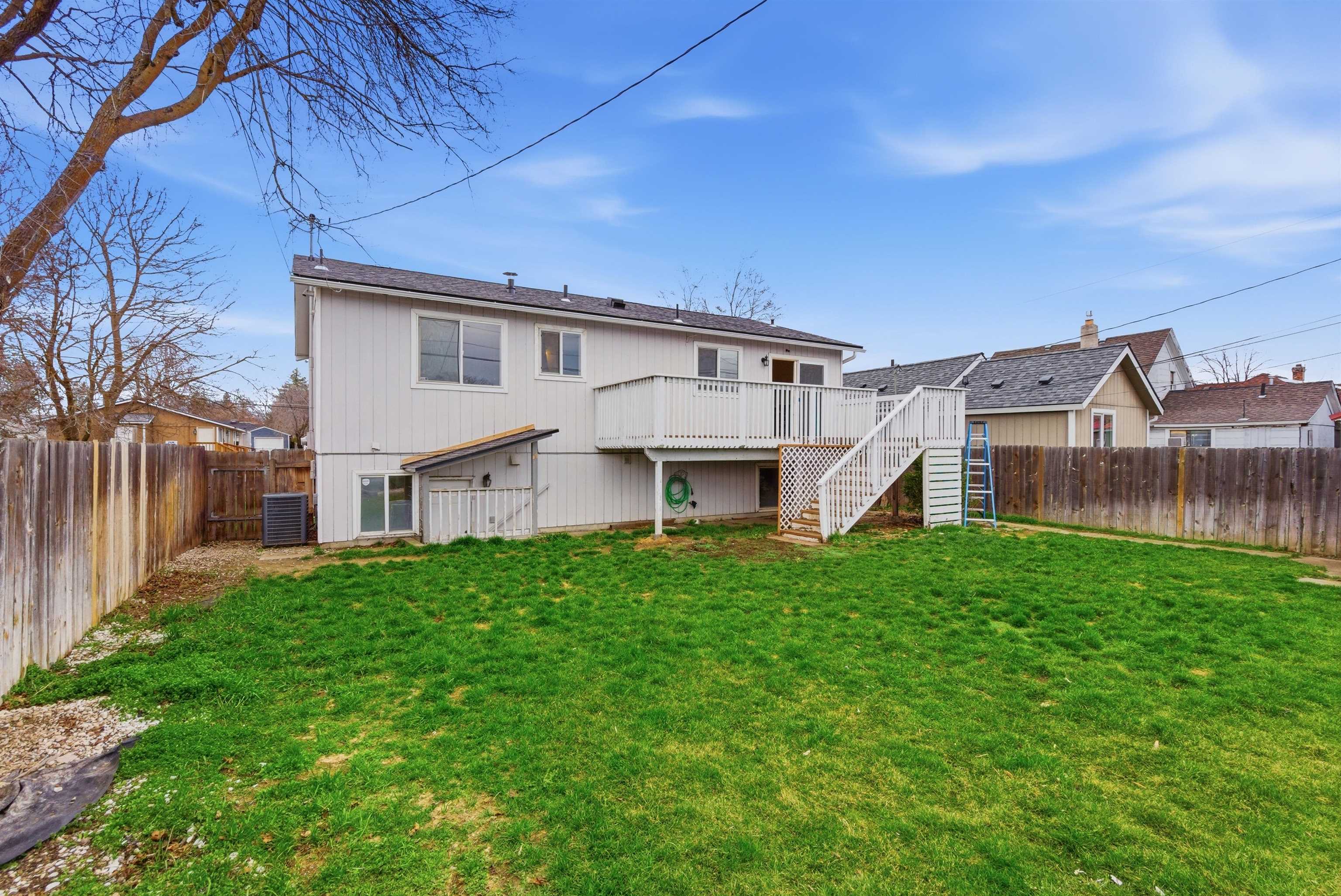 624 East Lacrosse Avenue Spokane, WA 99207 - Photo 24 of 44