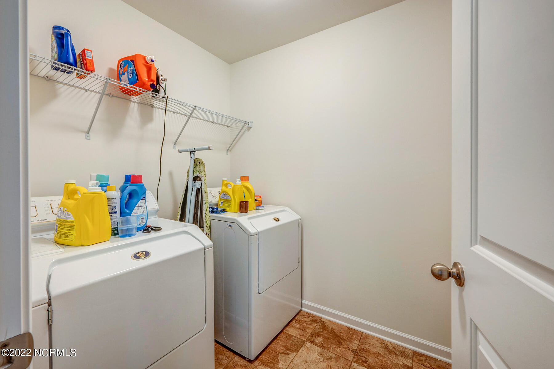 326 Frida Road New Bern, NC 28560 - Photo 38 of 51 Upstairs laundry