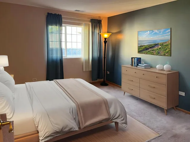 $65,000 | 801 North McLean Boulevard, Unit 226, Elgin, IL 60123