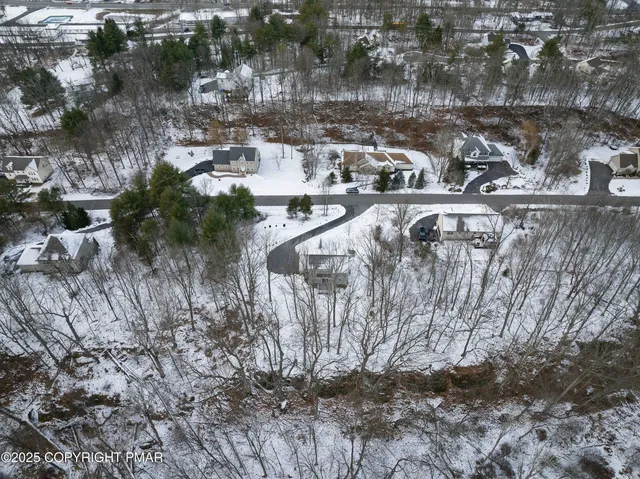 $449,900 | 320 Reagan Drive, East Stroudsburg, PA 18301