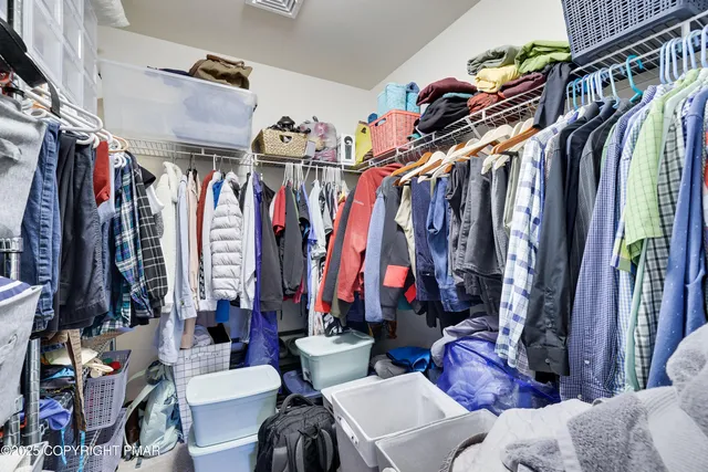 $449,900 | 320 Reagan Drive, East Stroudsburg, PA 18301