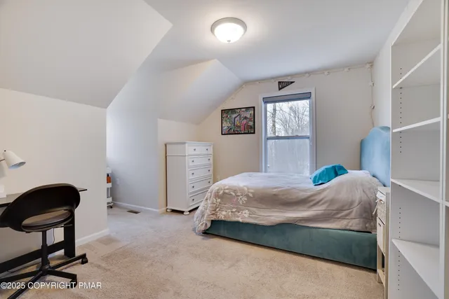 $449,900 | 320 Reagan Drive, East Stroudsburg, PA 18301