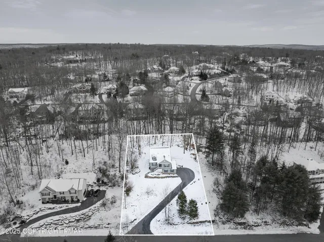 $449,900 | 320 Reagan Drive, East Stroudsburg, PA 18301