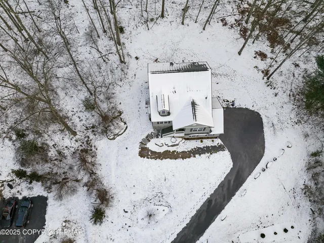 $449,900 | 320 Reagan Drive, East Stroudsburg, PA 18301