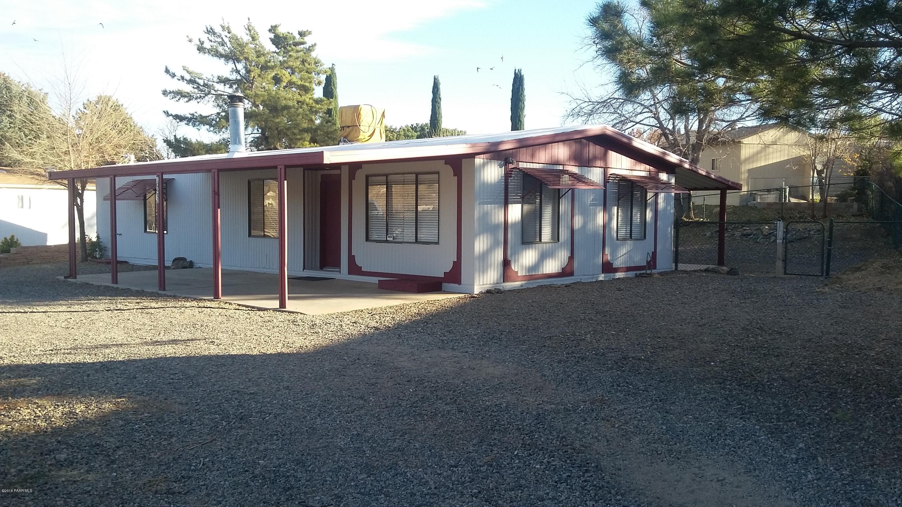10483 East Durham Road Dewey, AZ 86327 - Photo 1 of 23 cute front porch
